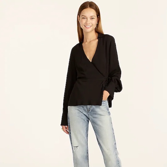 🎄 J. Crew Drapey crepe wrap top - Picture 6 of 10